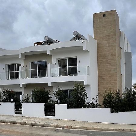 Arf Apartments Emba Екстериор снимка