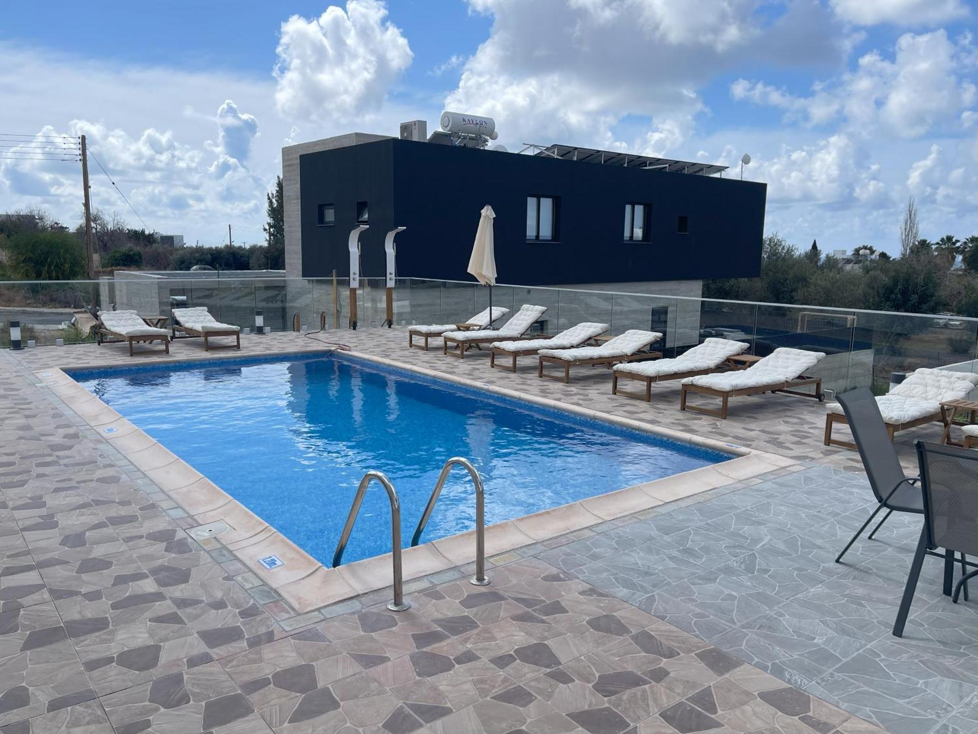 Arf Apartments Emba Екстериор снимка