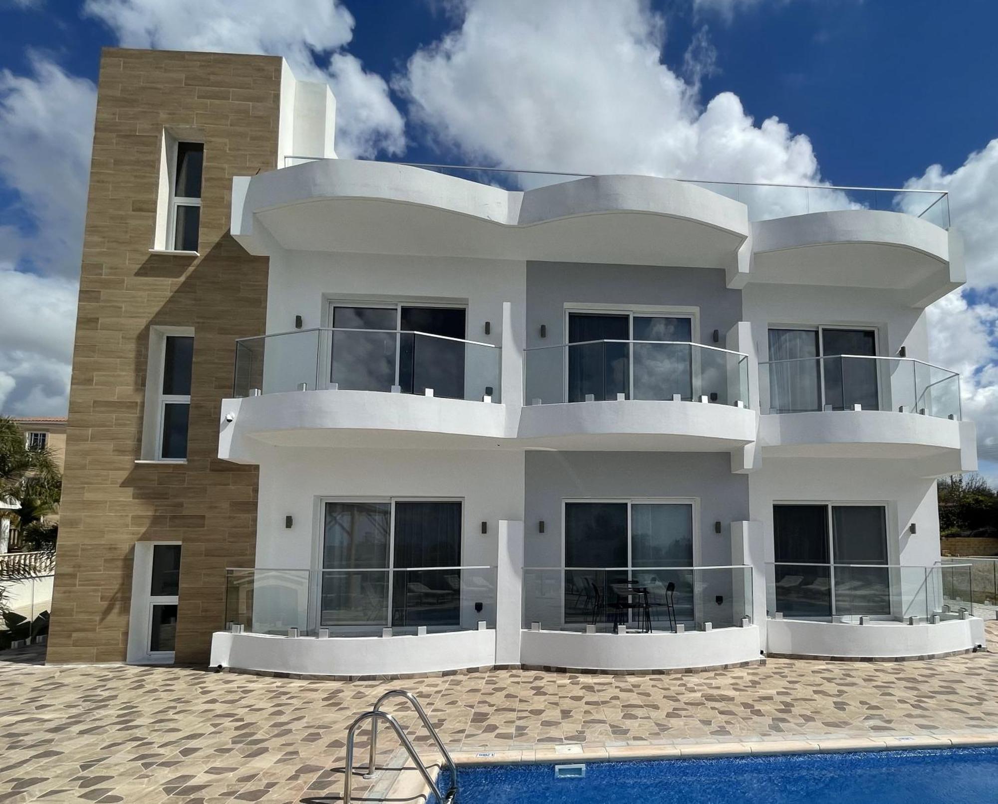 Arf Apartments Emba Екстериор снимка