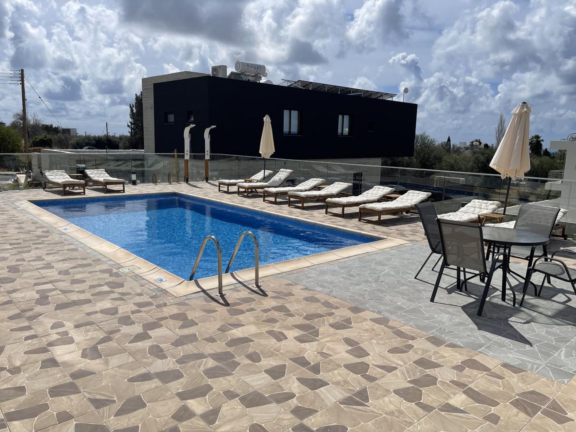 Arf Apartments Emba Екстериор снимка