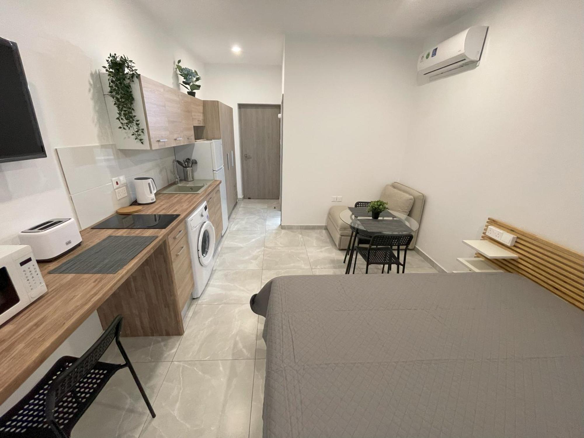 Arf Apartments Emba Екстериор снимка